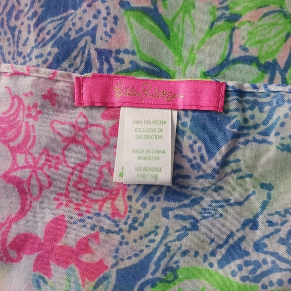 Lilly Pulitzer Resort Scarf Cheek to Cheek Multi patchwork pattern NWOT - Picture 2 of 5